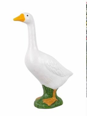 Mainstays White Goose Figurine with Yellow Beak and Green Base